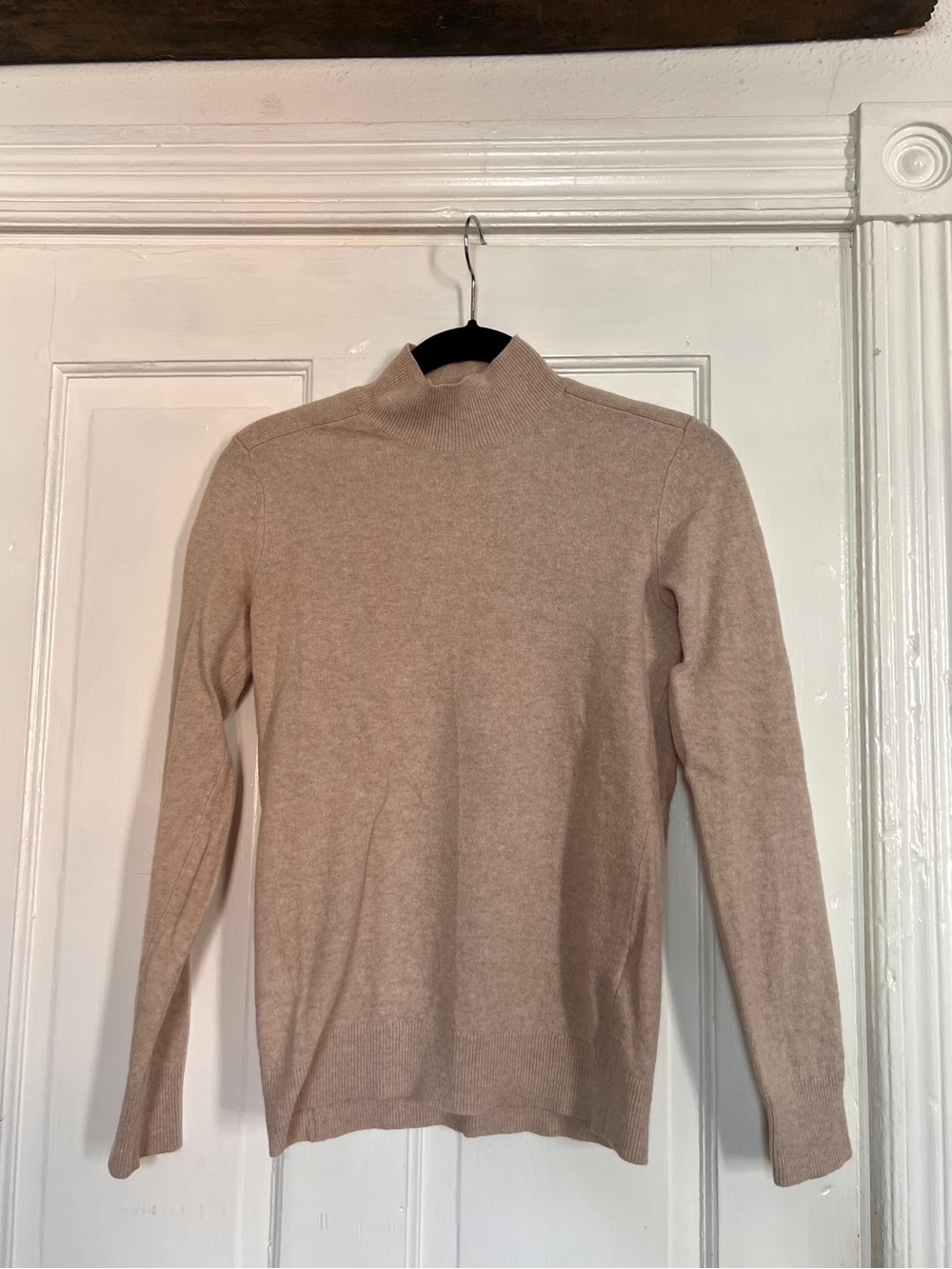 Banana Republic Filpucci Light Tan Mock Turtleneck Sweater